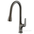 Mezcladora de fregadero de agua fría y caliente de la cocina